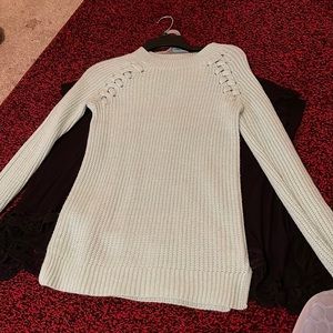 SIZE XS fits more like S LIGHT BLUE